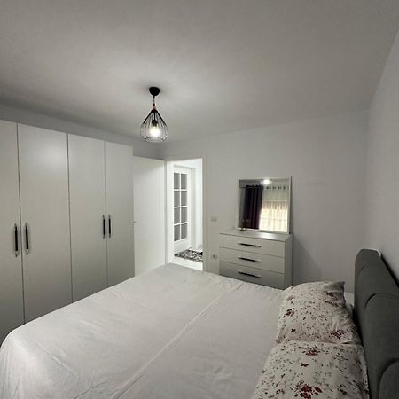 Elezi Apartment City Centre Tirana Exterior photo